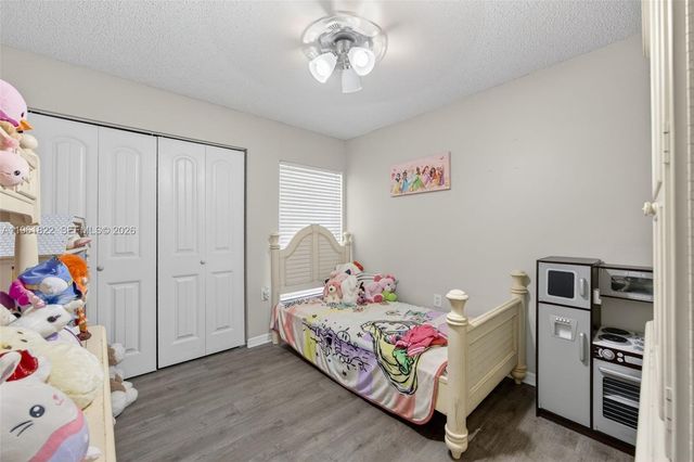 $1,800,000 | 9401 Southwest 97th Avenue, Miami, FL 33176