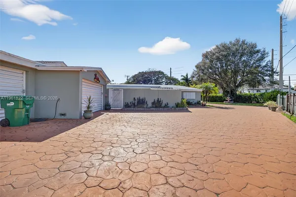 $1,800,000 | 9401 Southwest 97th Avenue, Miami, FL 33176