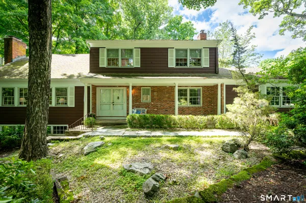 $1,050,000 | 20 Round Hill Drive, Stamford, CT 06903