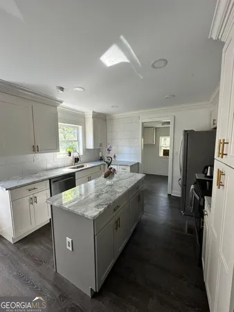 $2,000 | 1914 Montrose Drive, East Point, GA 30344