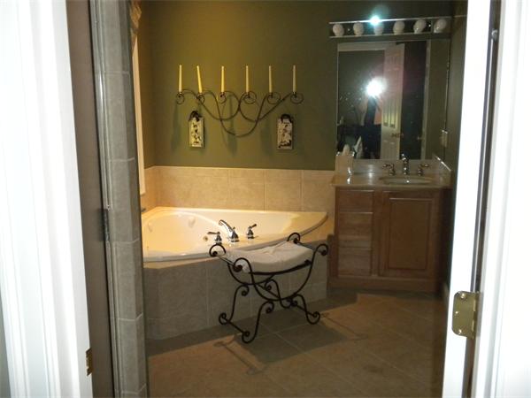 725 Boston Post Road, Unit 2 Sudbury, MA 01776 - Photo 10 of 16
