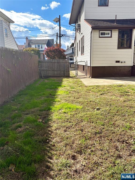 28 Arlington Avenue Paterson, NJ 07502 - Photo 8 of 25