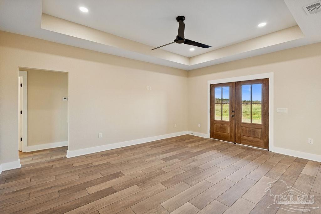 9216 Salter Road Pace, FL 32571 - Photo 5 of 38 Gallery Image 5