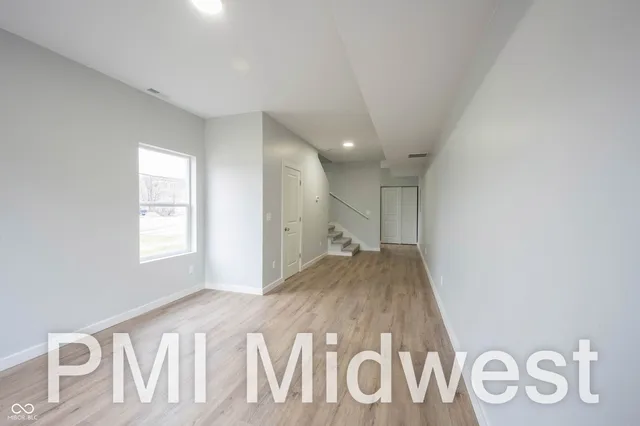 $1,500 | 2814 East Michigan Street, Indianapolis, IN 46201