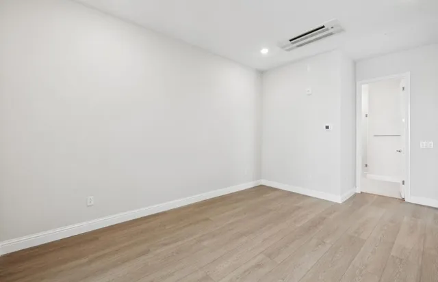 $1,763,079 | 2425 Willow Way, San Mateo, CA 94403