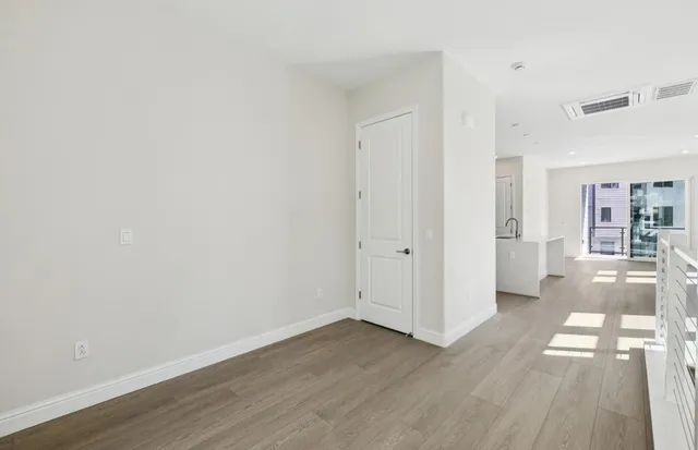 $1,763,079 | 2425 Willow Way, San Mateo, CA 94403