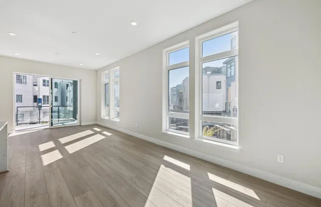 $1,763,079 | 2425 Willow Way, San Mateo, CA 94403