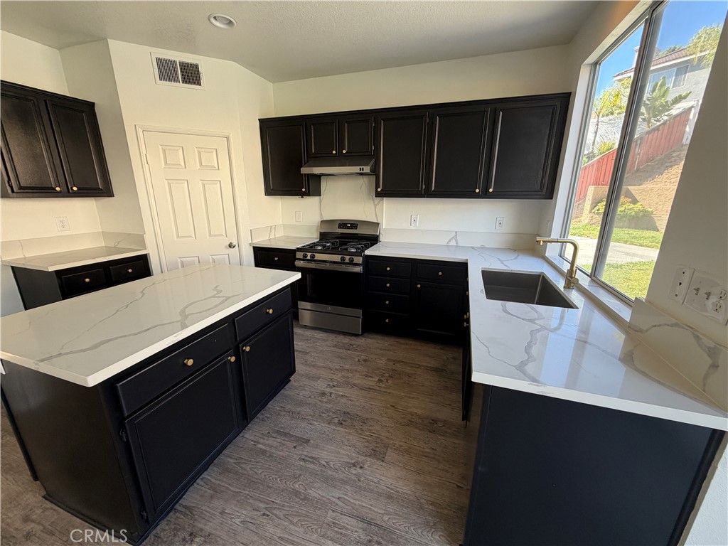 1413 Claymore Court Riverside, CA 92507 - Photo 9 of 59