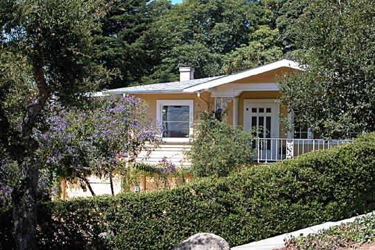 711 Moreno Road Santa Barbara, CA 93103 - Photo 18 of 18 a front view of a house with a yard