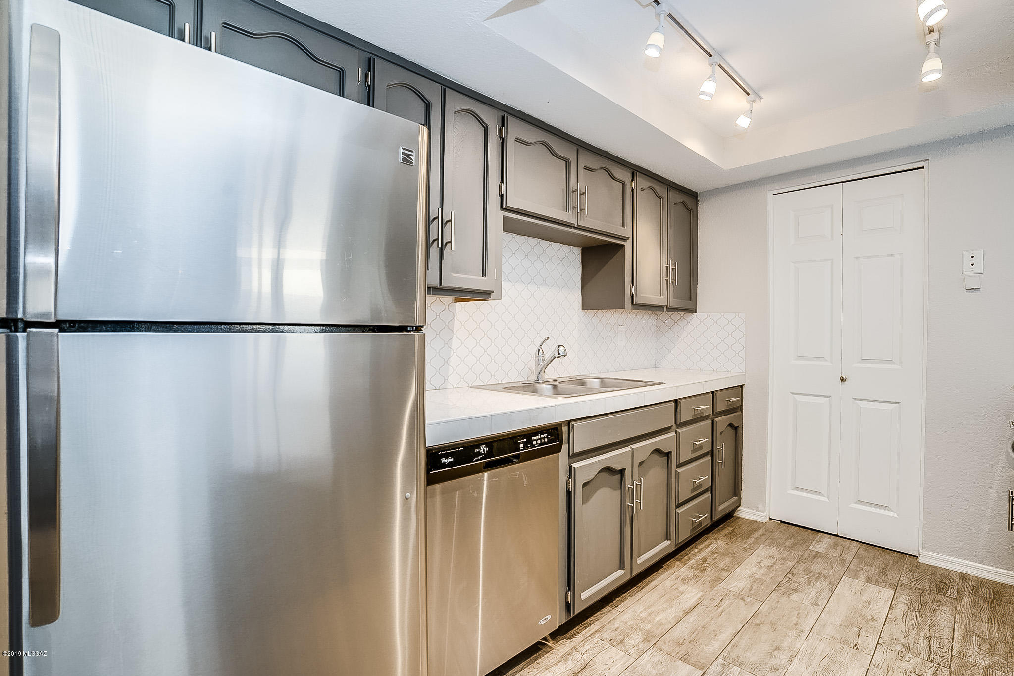 1200 East River Road, Unit K143 Tucson, AZ 85718 - Photo 6 of 18
