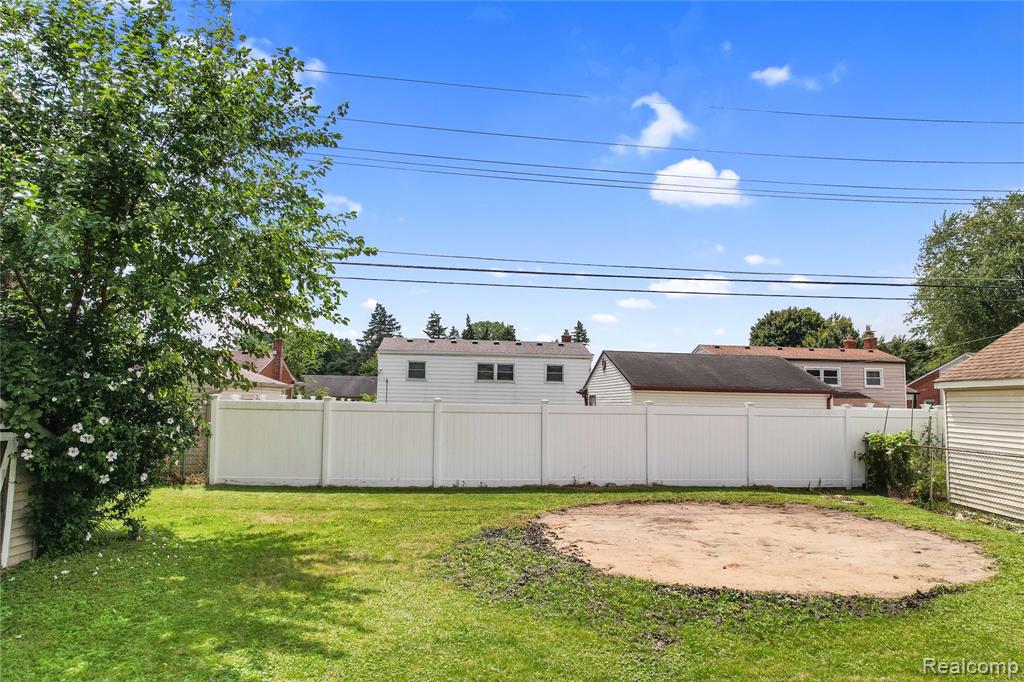 29525 Curtis Road Livonia, MI 48152 - Photo 35 of 42 Gallery Image 35