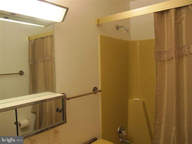 6713 Conway Road Harrisburg, PA 17111 - Photo 8 of 11 Gallery Image 8