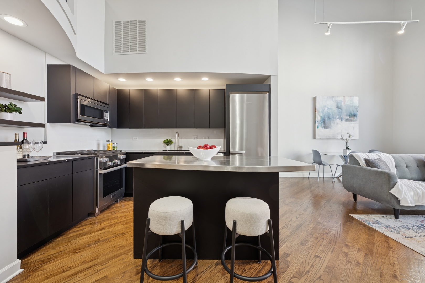 616 West Fulton Street, Unit 703 Chicago, IL 60661 - Photo 15 of 33