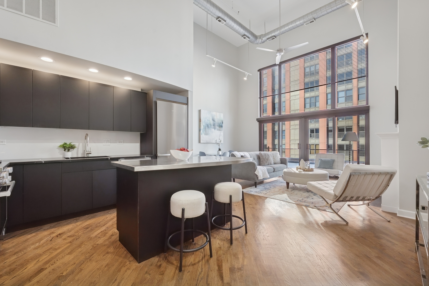 616 West Fulton Street, Unit 703 Chicago, IL 60661 - Photo 3 of 33