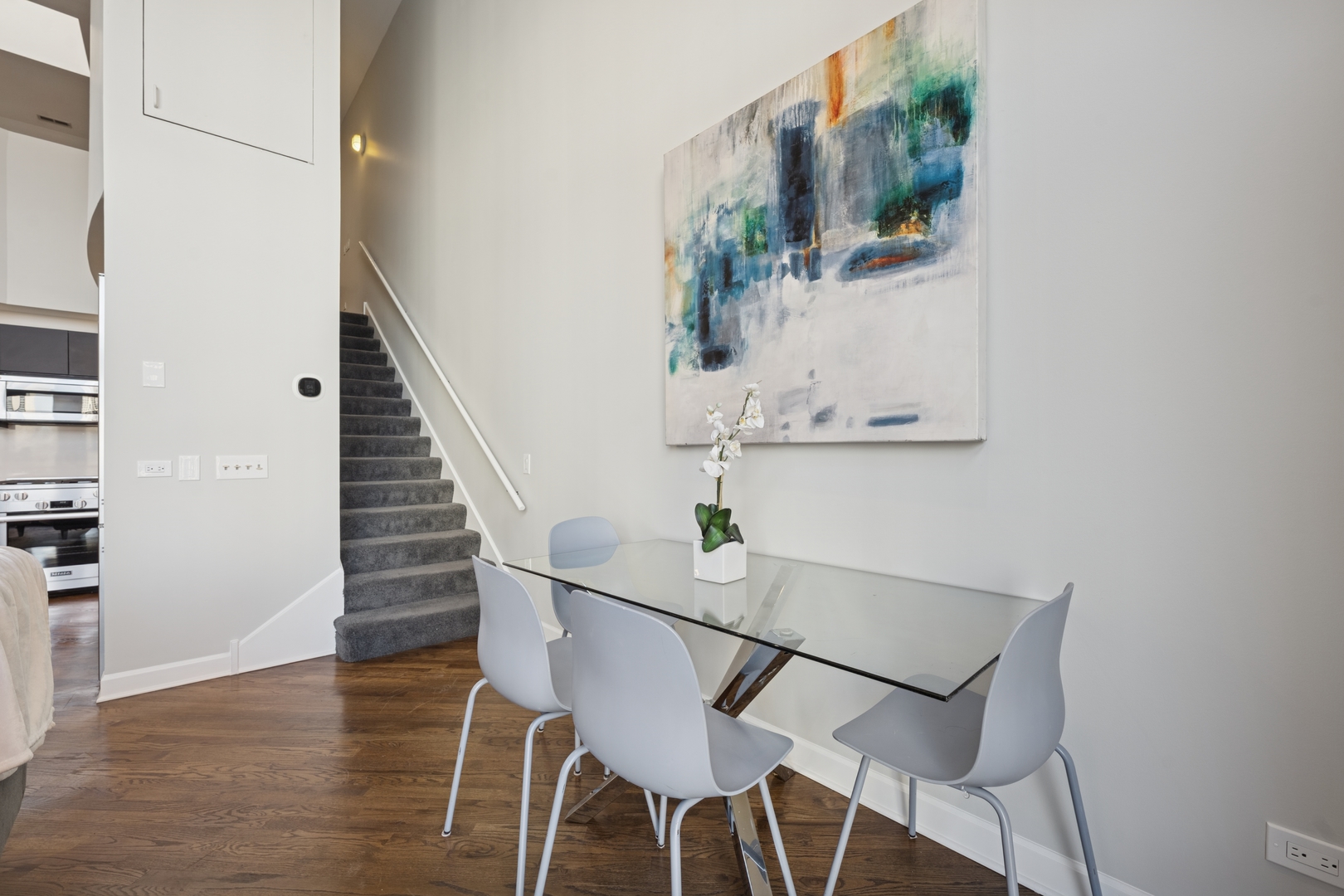 616 West Fulton Street, Unit 703 Chicago, IL 60661 - Photo 9 of 33