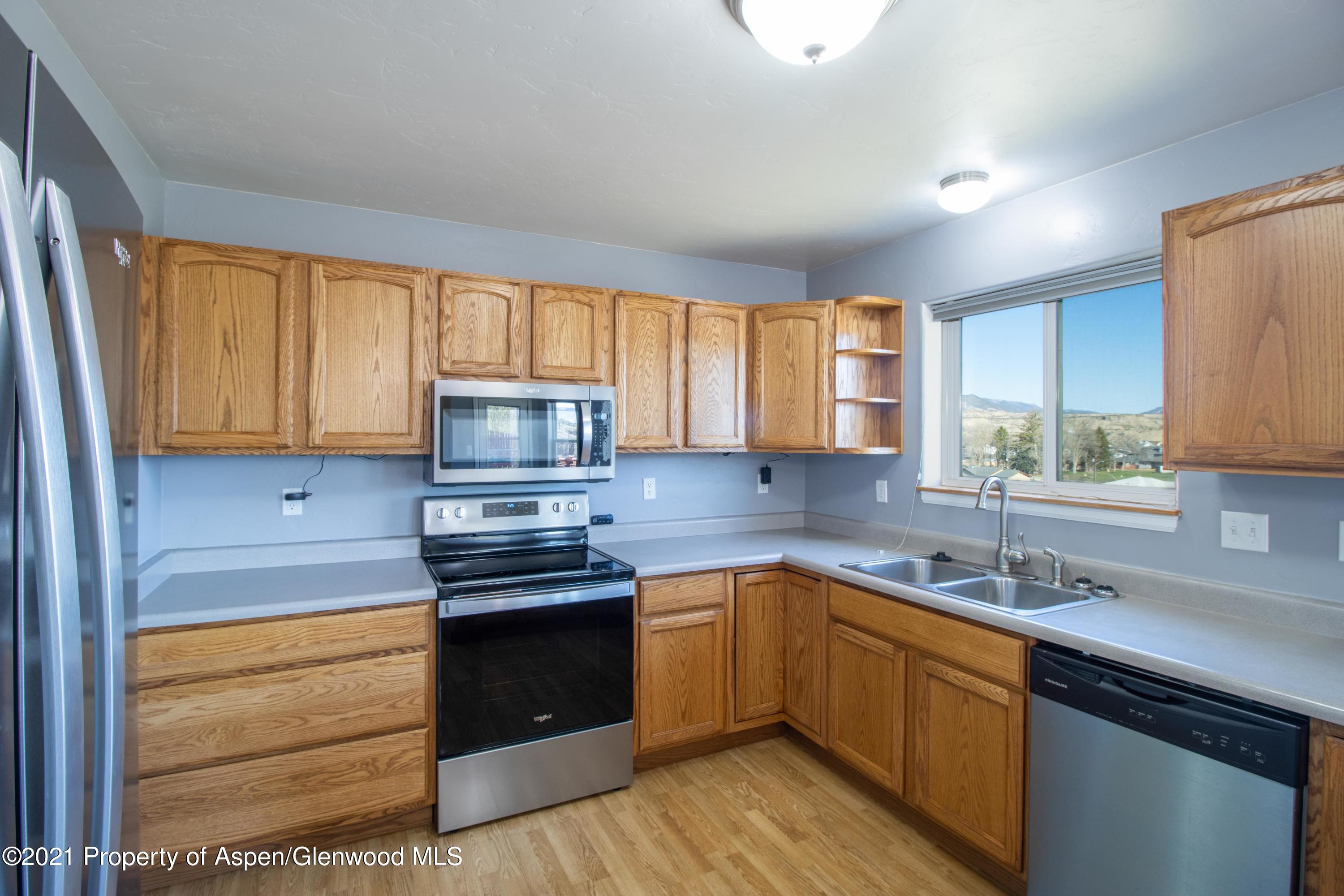 1364 Firethorn Drive Rifle, CO 81650 - Photo 11 of 23 11