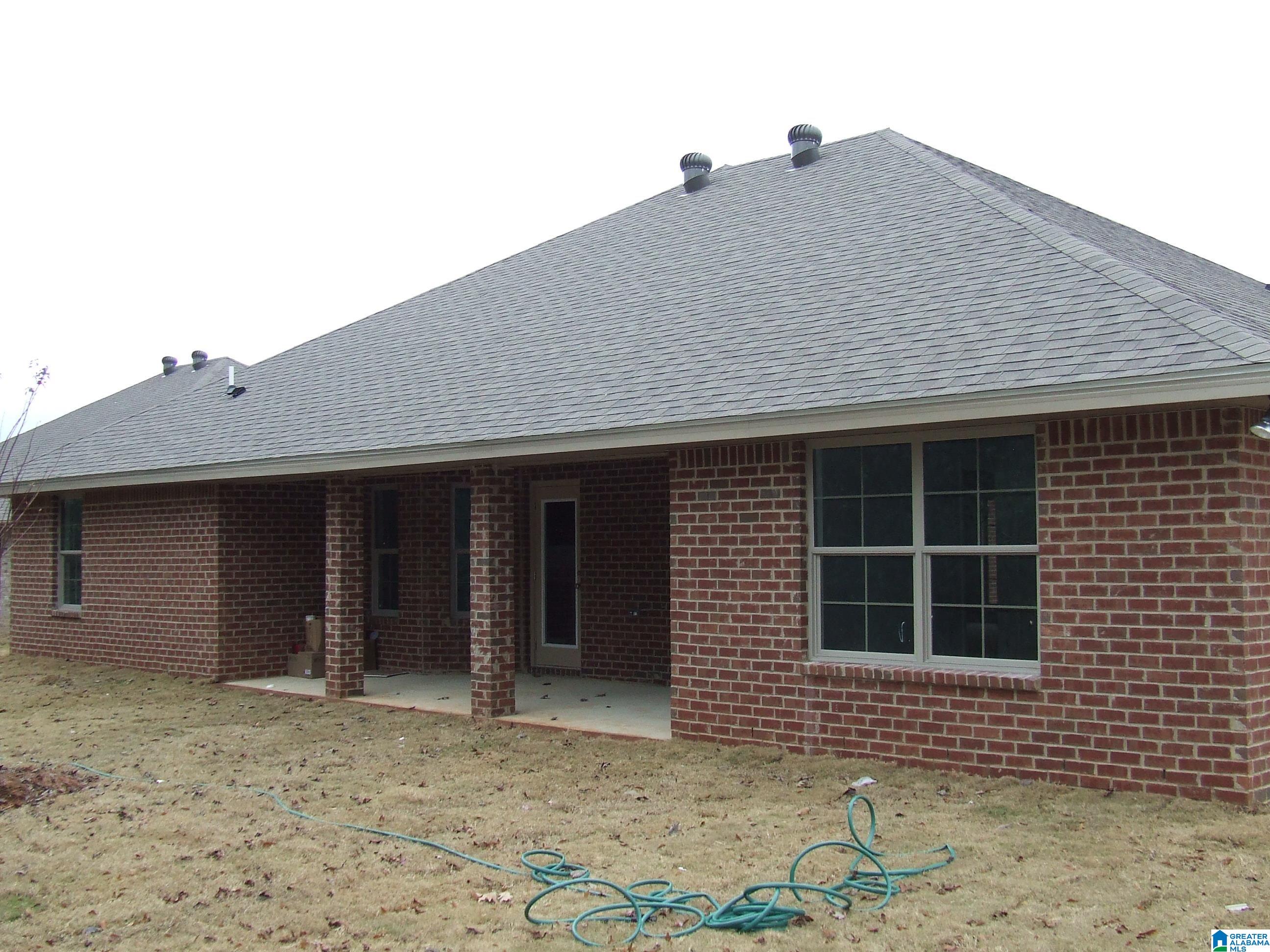 409 Harless Lane Alabaster, AL 35007 - Photo 4 of 4