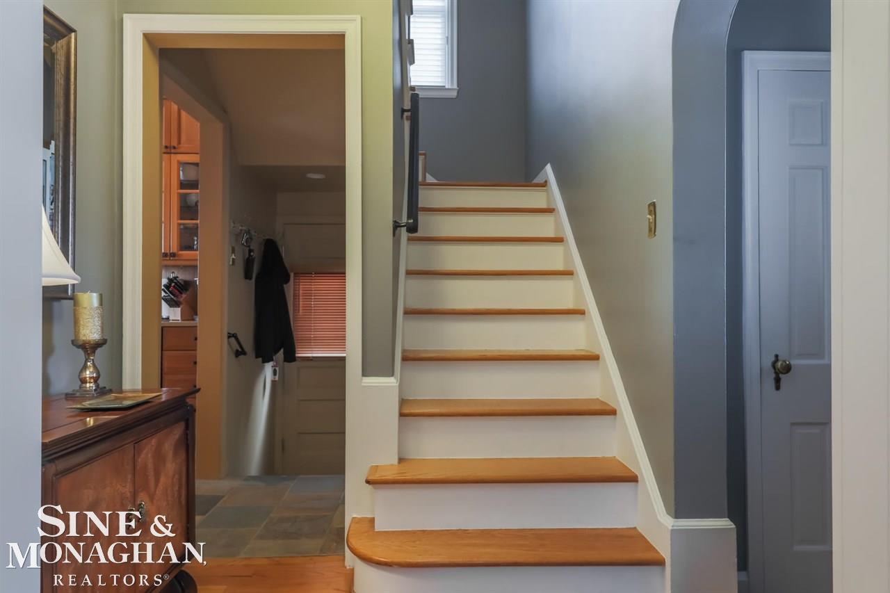 318 Fisher Road Grosse Pointe Farms, MI 48230 - Photo 4 of 43