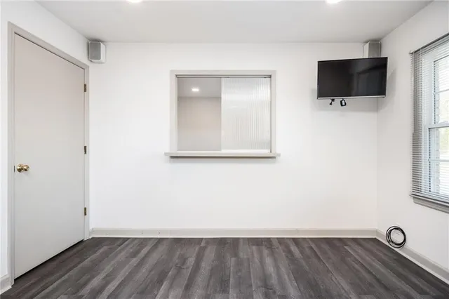 $2,500 | 6360 Mableton Parkway Southwest, Mableton, GA 30126