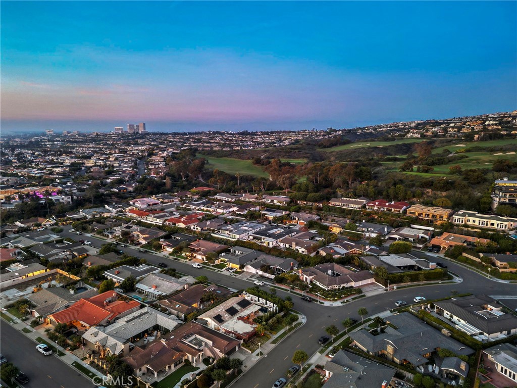 4621 Wayne Road Corona del Mar, CA 92625 - Photo 24 of 26 an aerial view of multiple house