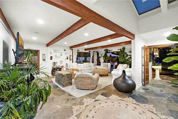 a view of a livingroom with furniture and living room