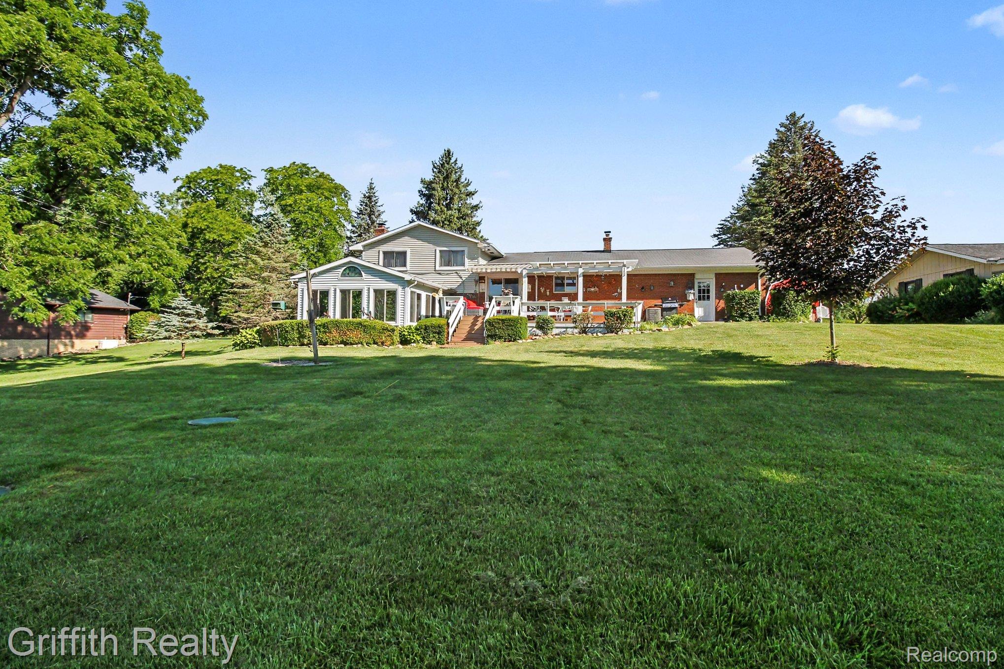 578 East Coon Lake Road Howell, MI 48843 - Photo 27 of 28 027_file_4204.jpg