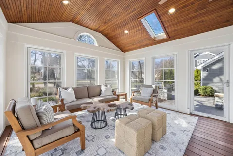 $1,490,000 | 606 West Franklin Street, Wheaton, IL 60187