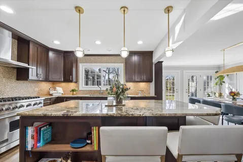 $1,490,000 | 606 West Franklin Street, Wheaton, IL 60187