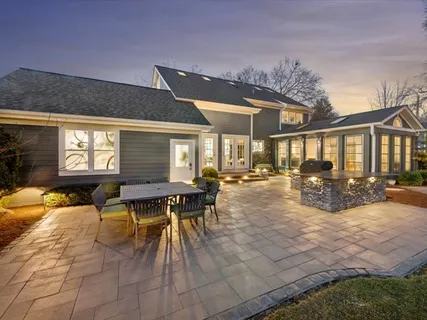 $1,490,000 | 606 West Franklin Street, Wheaton, IL 60187