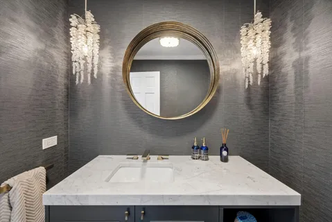 $1,490,000 | 606 West Franklin Street, Wheaton, IL 60187