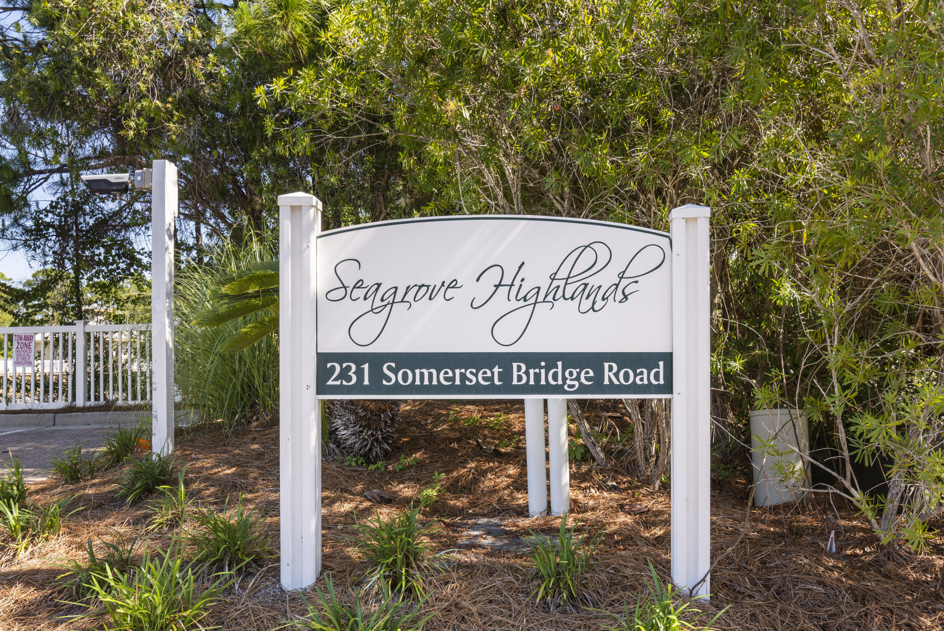 231SomersetBridgeRd_exterior-6
