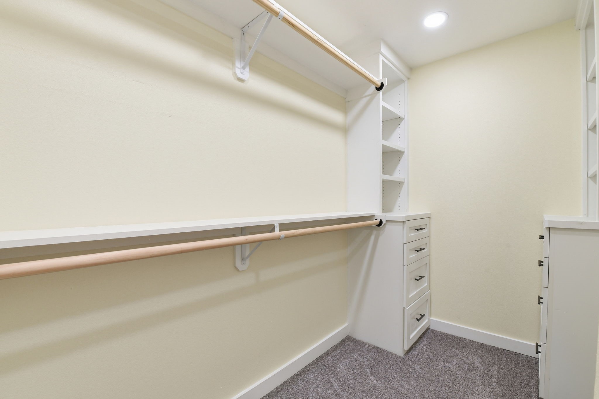 900 Cedar Road Clear Lake Shores, TX 77565 - Photo 23 of 37 Primary Closet with built-ins