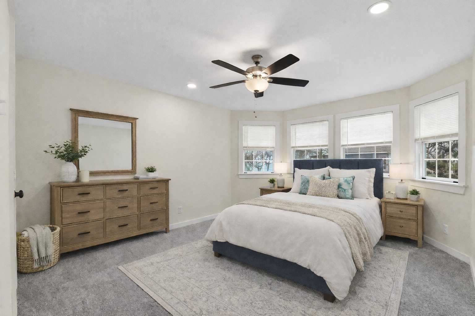 900 Cedar Road Clear Lake Shores, TX 77565 - Photo 26 of 37 Third Bedroom