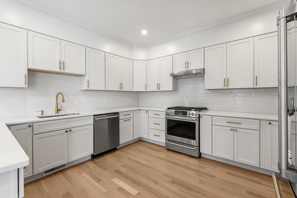 24 Fellows Road, Unit 2 Ipswich, MA 01938 - Photo 8 of 38