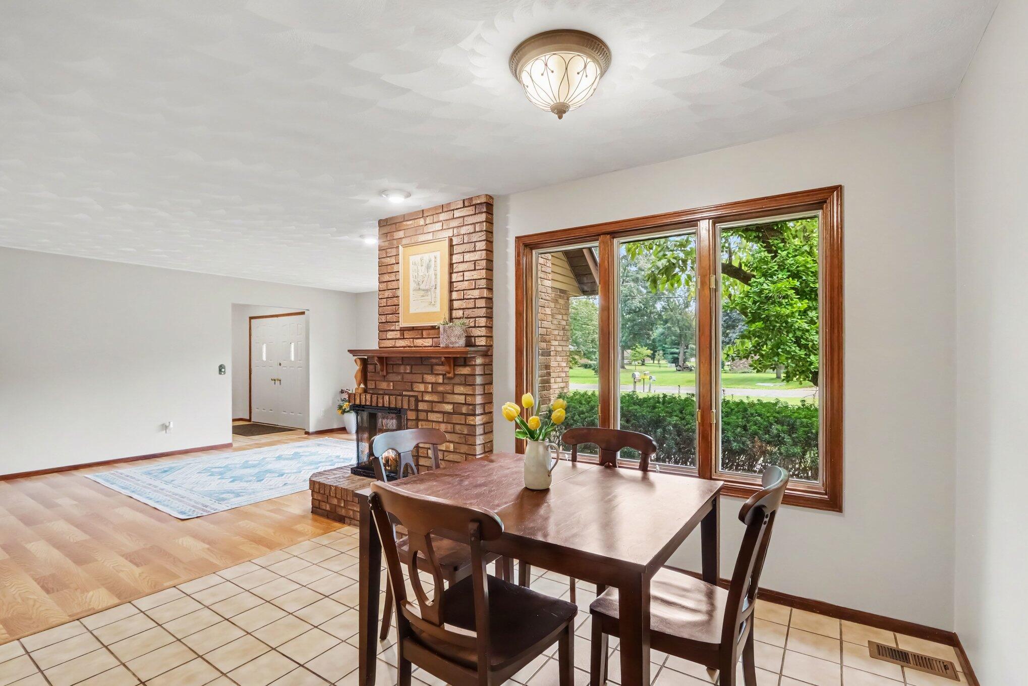 604 Flower Street Three Rivers, MI 49093 - Photo 8 of 39 009_file_4100