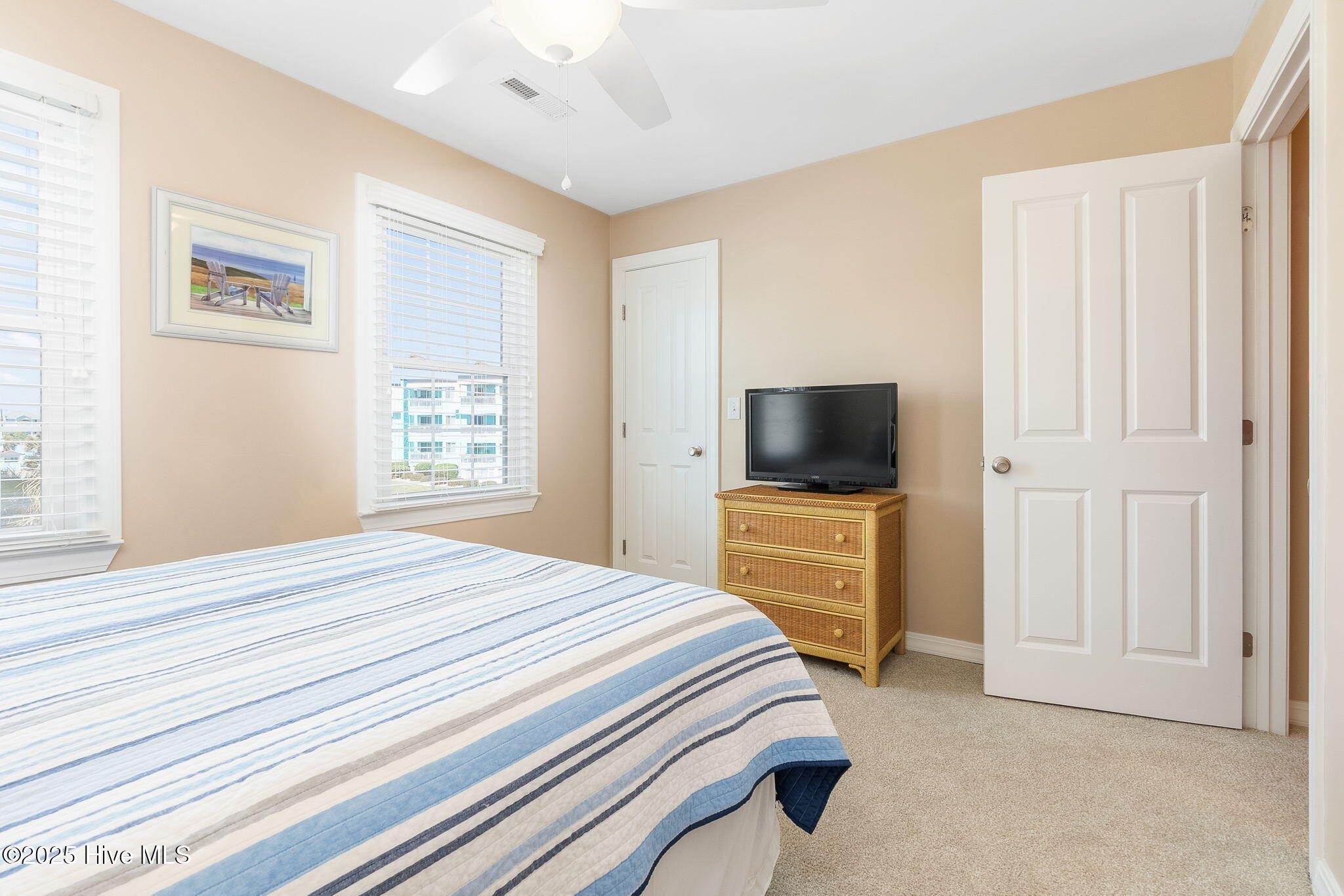 300 Ocean Blvd Extension, Unit B Atlantic Beach, NC 28512 - Photo 14 of 43 14-web-or-mls-chadwick-visuals-300-ocean