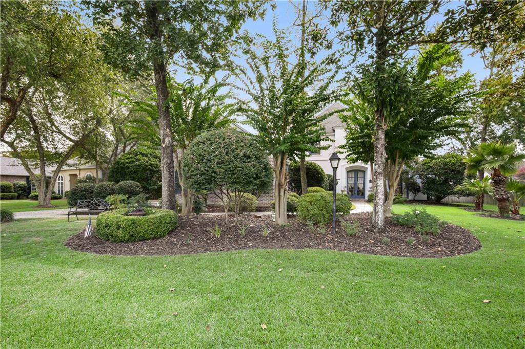 1373 Rue Beauvais Mandeville, LA 70471 - Photo 2 of 40