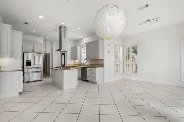 $629,000 | 1373 Rue Beauvais, Mandeville, LA 70471