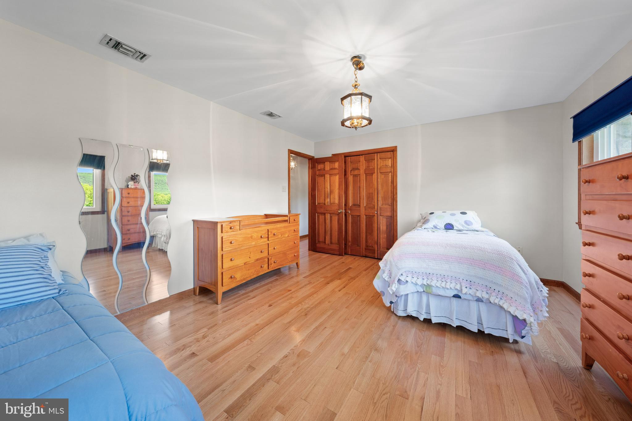 947 Tamenend Road Bath, PA 18014 - Photo 23 of 61