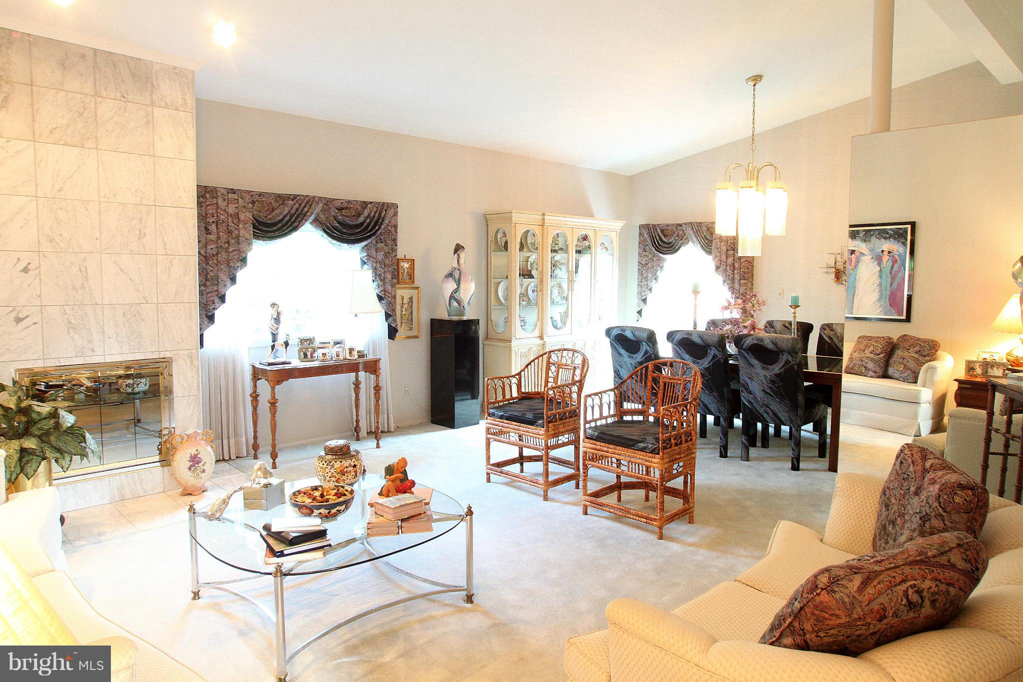 2401 Diana Road Baltimore, MD 21209 - Photo 1 of 15 Interior (General)