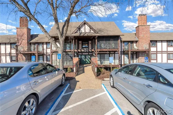 $112,000 | 1436 Heritage Landing, Unit 108, St. Charles, MO 63303