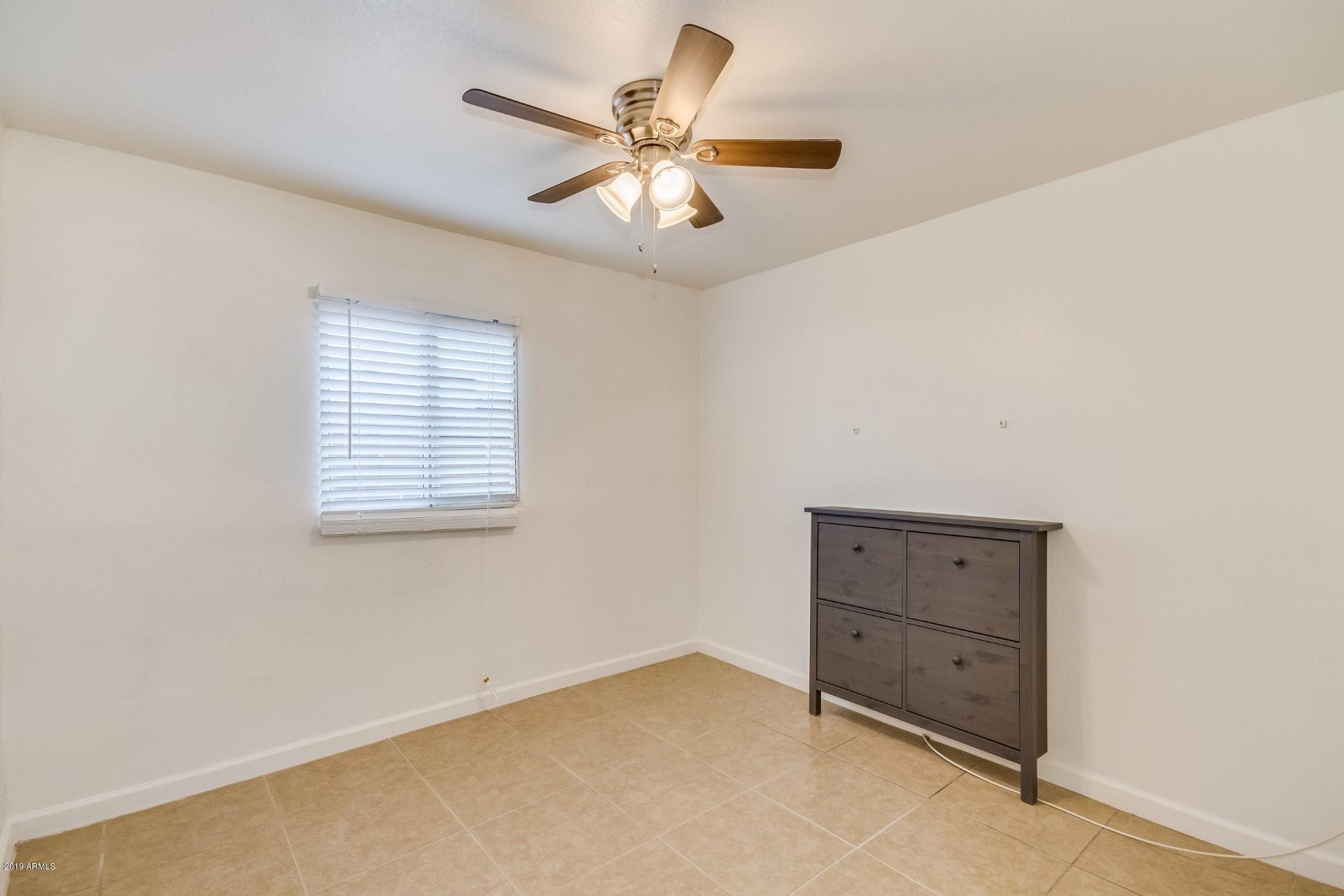 3115 West Almeria Road Phoenix, AZ 85009 - Photo 11 of 20 0012-Almeria (11)