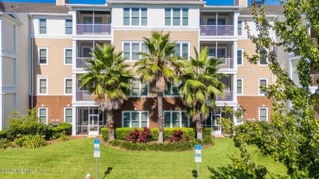 $3,100 | 13364 Beach Boulevard, Unit 219, Jacksonville, FL 32224