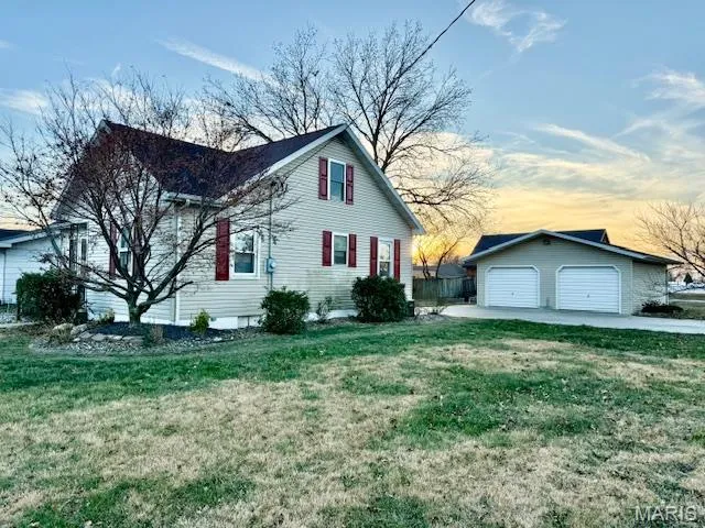 $239,900 | 889 North Plum Street, Breese, IL 62230
