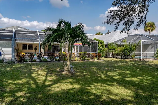 $274,900 | 1933 Golfside Village Drive, Lehigh Acres, FL 33936