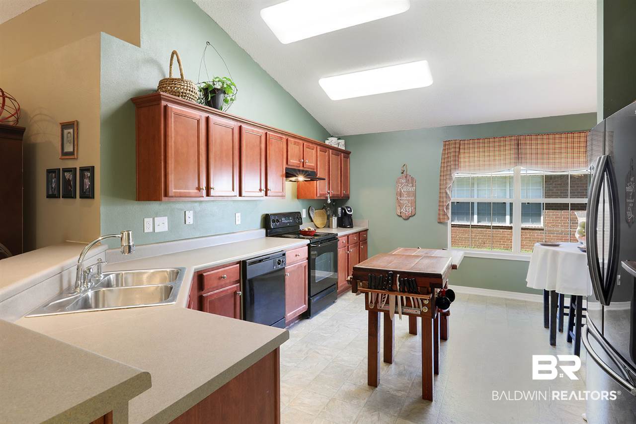 13565 Chartres Street Foley, AL 36535 - Photo 3 of 15 Gallery Image 3