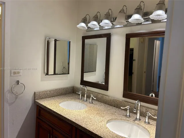 $479,999 | 9225 Collins Avenue, Unit 308, Surfside, FL 33154