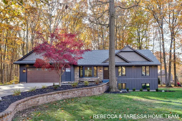 $899,900 | 5350 Baldwin Street, Hudsonville, MI 49426