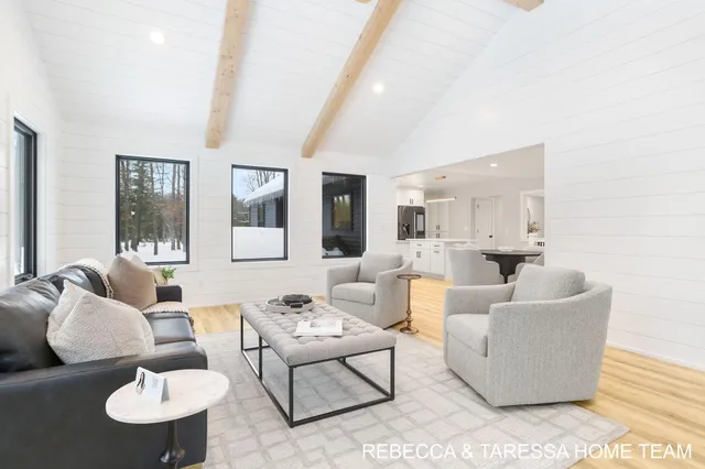 $899,900 | 5350 Baldwin Street, Hudsonville, MI 49426