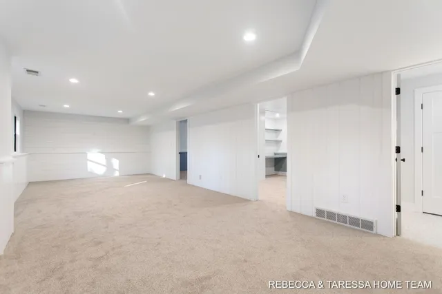 $899,900 | 5350 Baldwin Street, Hudsonville, MI 49426